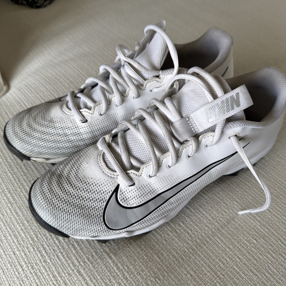 Nike Vapor Shark 3 Big Kids Football/Baseball Cleats White/Silver Size 8
